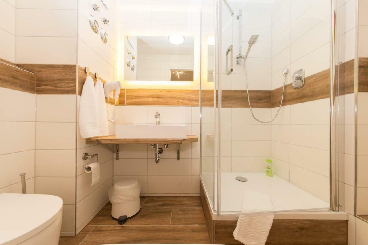 Landmann Apartment Metzingen Метцинген Экстерьер фото